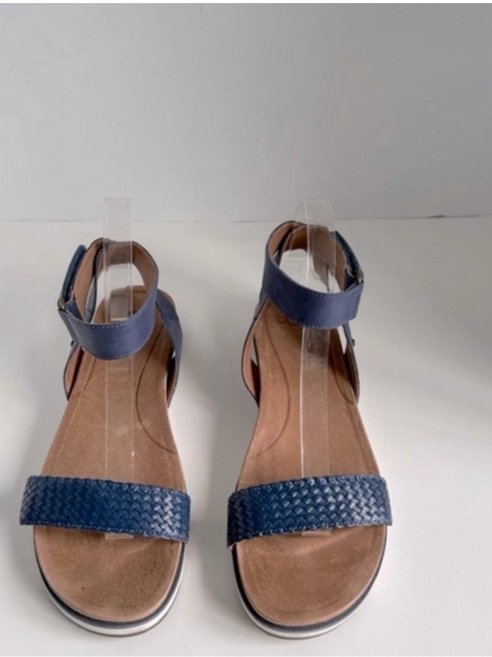 UGG Women’s Shoes Ugg Laddie Ankle Strap Sandals Size 7